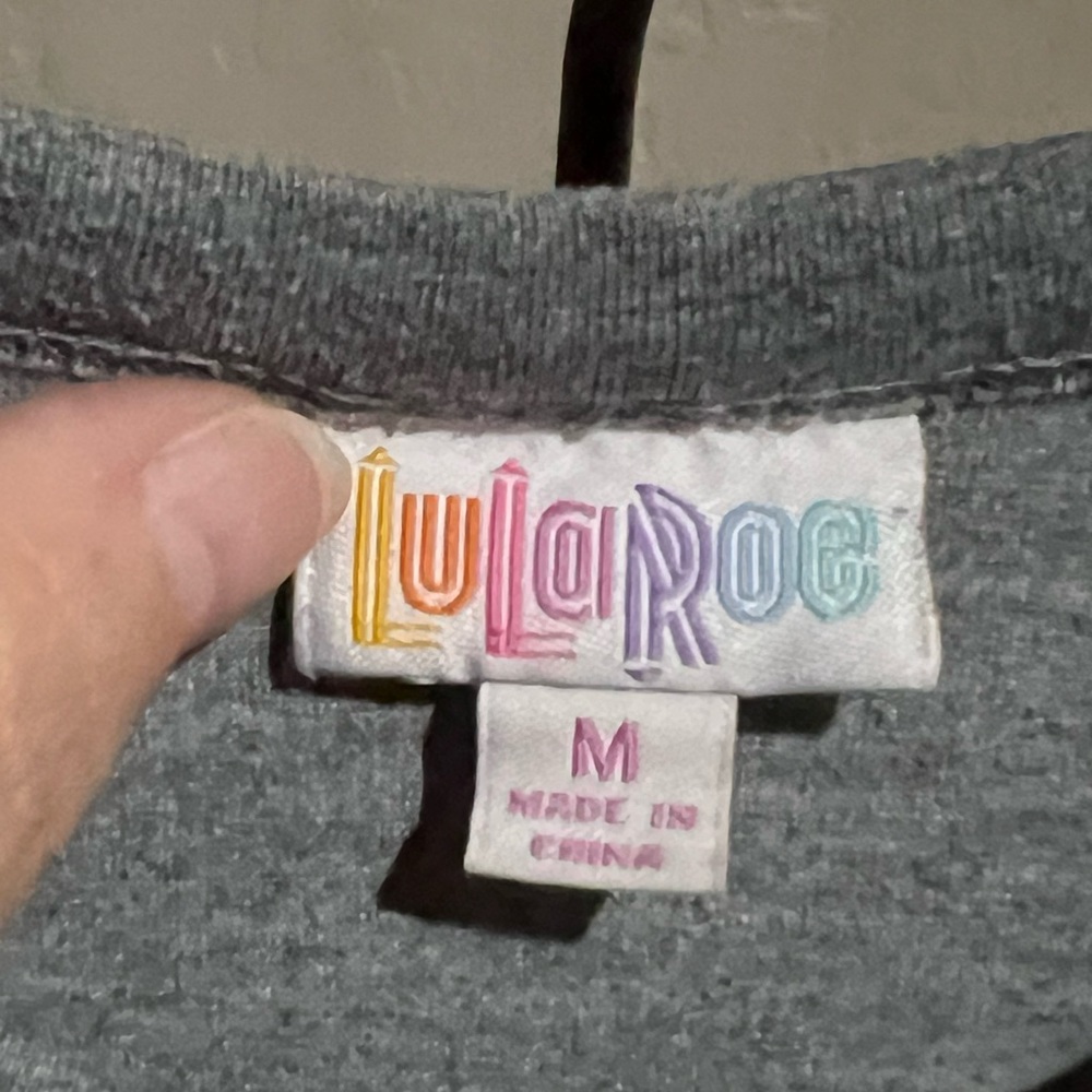 LuLaRoe M Randy Top - Picture 4 of 4